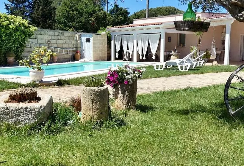 La Vigna Salentina   Con Giardino E Piscina Privata