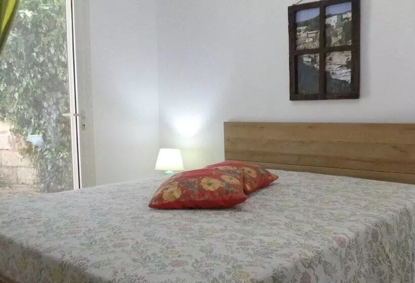 La Vigna Salentina   Con Giardino E Piscina Privata