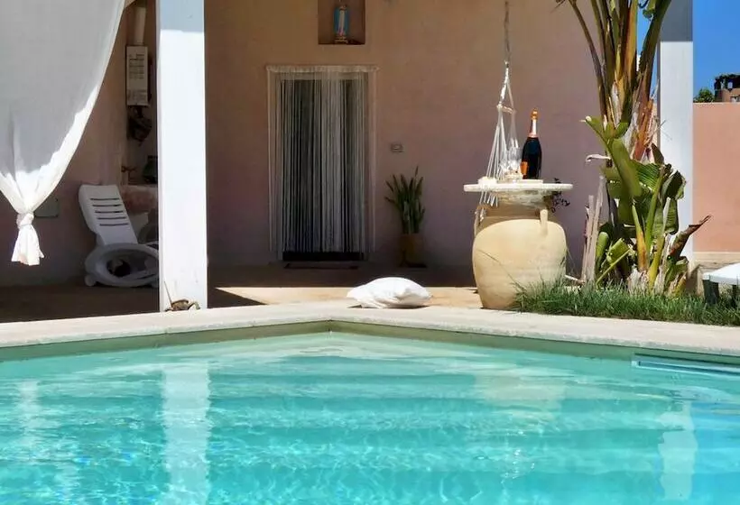 La Vigna Salentina   Con Giardino E Piscina Privata