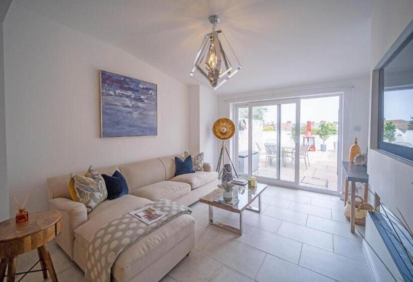 Luxury Park Street Cottage The Mumbles Swansea Sleeps 6