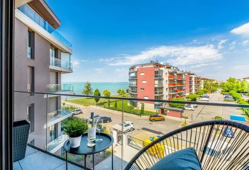 Mf Coral Premium Suite