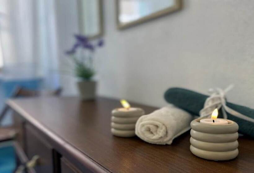 Molo Blu Apartment In La Maddalena