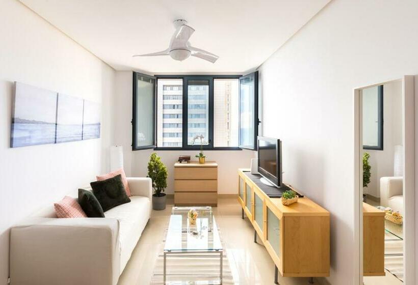 Santa Cruz Twin Towers: Shore & City Seaside Views