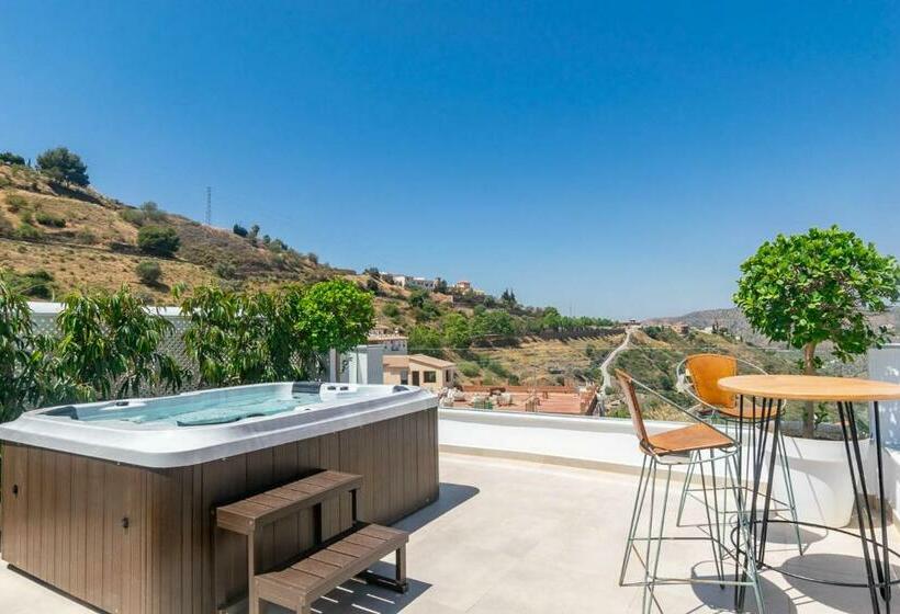 Spacious Apartment In Cómpeta