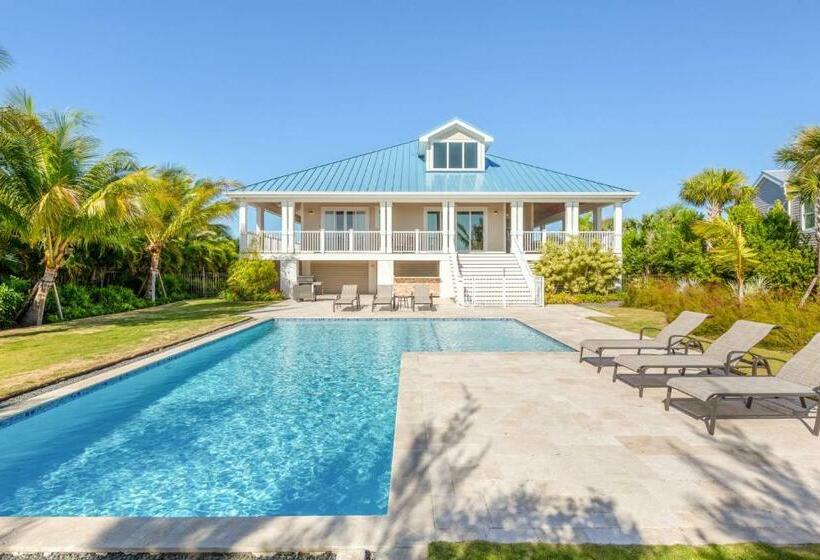 Nautical Splendor By Brightwild Pool & Boat Dock