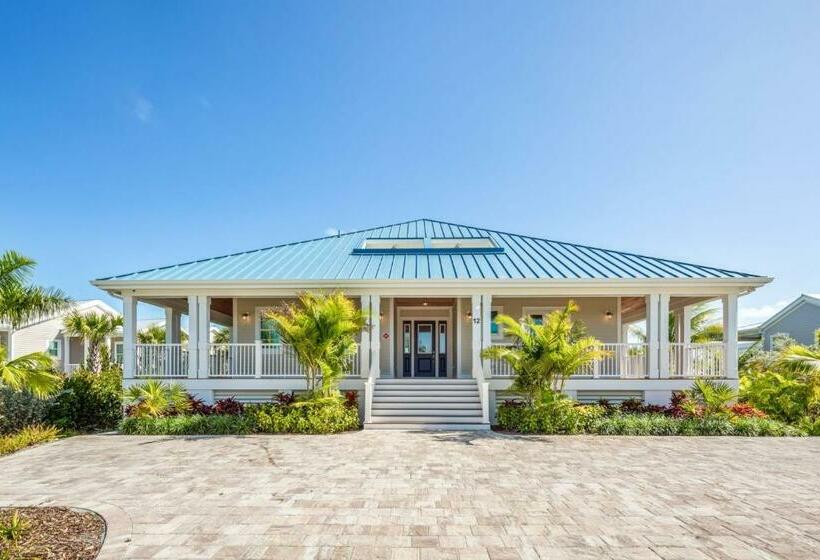 Nautical Splendor By Brightwild Pool & Boat Dock