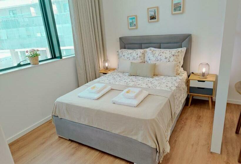 A Window To Porto – Premium Apartment Porto Downtown