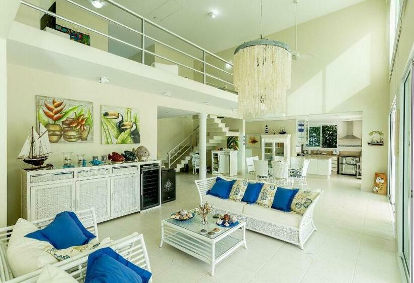 Casa Alto Padrão Com Piscina Em Caraguatatuba