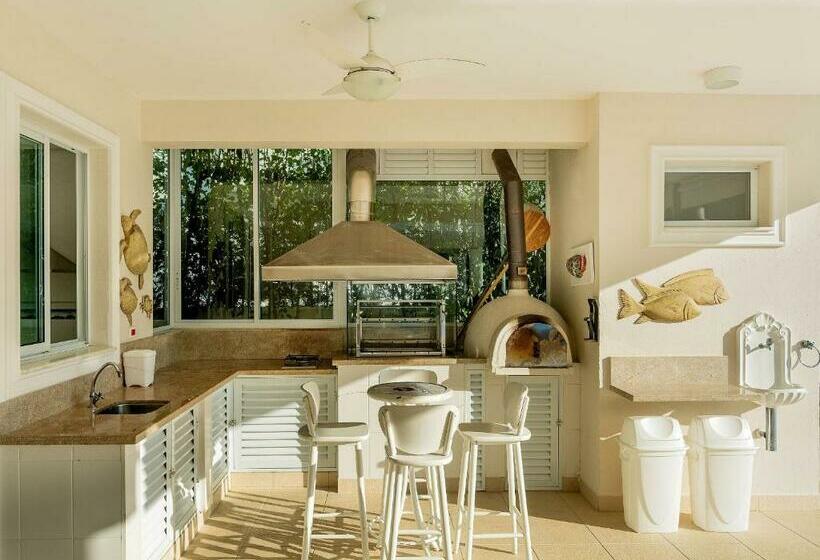 Casa Alto Padrão Com Piscina Em Caraguatatuba