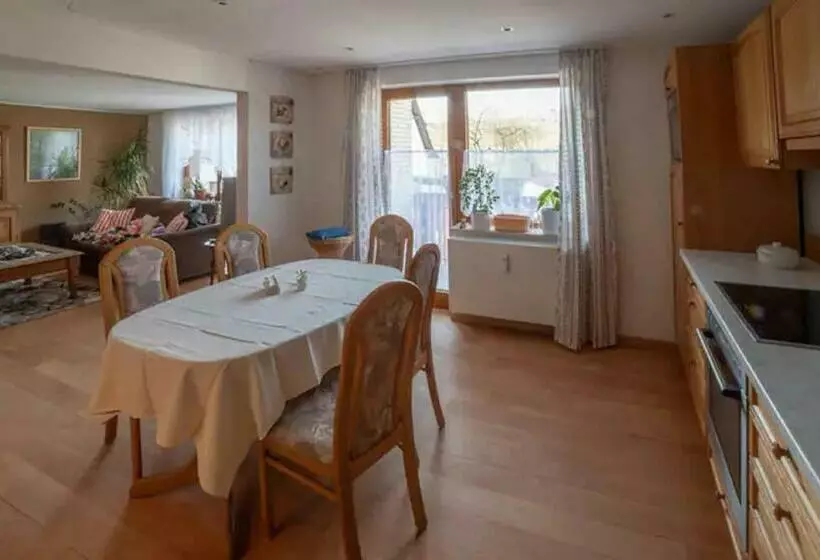 Ferienwohnung Am Waldrand