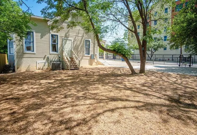 Incredible New 3br2ba Near Downtown