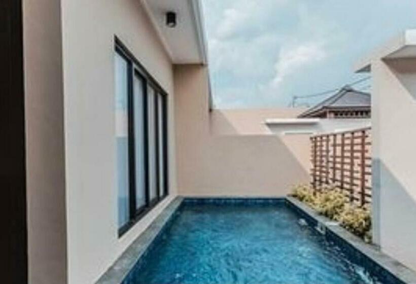 Villa Ubud Anyer Pandawa With Private Pool
