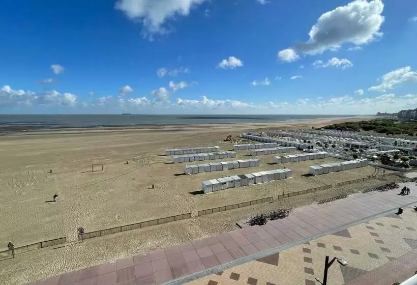 Zeedijk 264 Knokke Heist High Season Saturday To Saturday