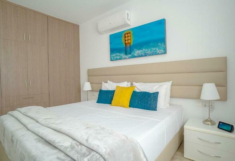 Aretousa Dyo By Prestige Bookings