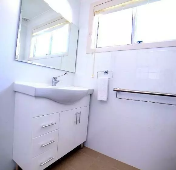 Close To Lake, Golf & Beach, Perfect For Longer Stays