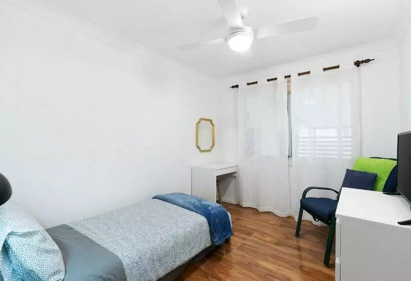 Close To Lake, Golf & Beach, Perfect For Longer Stays