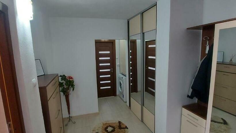 Apartament 2 Camere Campulung Muscel