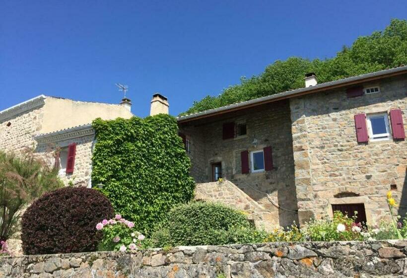 Charmant Gîte Avec Poêle à Bois, Terrasse Et Jardin, Sentiers Rando, 1 Chambre + Mezzanine   Fr 1 49
