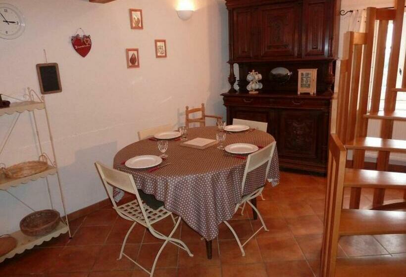 Charmant Gîte Avec Poêle à Bois, Terrasse Et Jardin, Sentiers Rando, 1 Chambre + Mezzanine   Fr 1 49