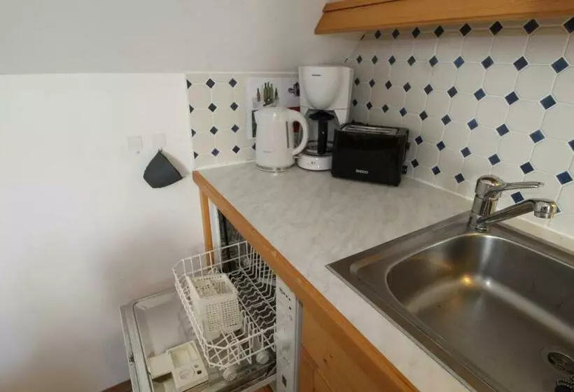 Nocky Family Apartments