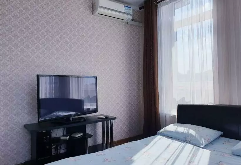 Plaza Apartments