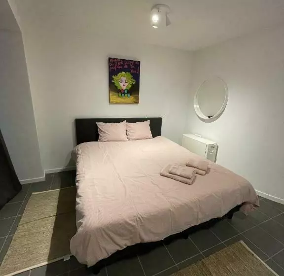 Studio Just For 2