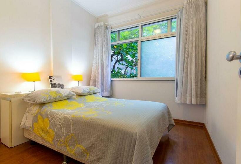 Ipanema: 2qtos Confortável, Ao Lado Da Praia