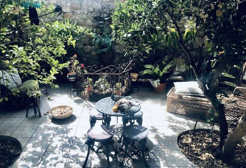 Beautiful Small House In Algarve Portugal