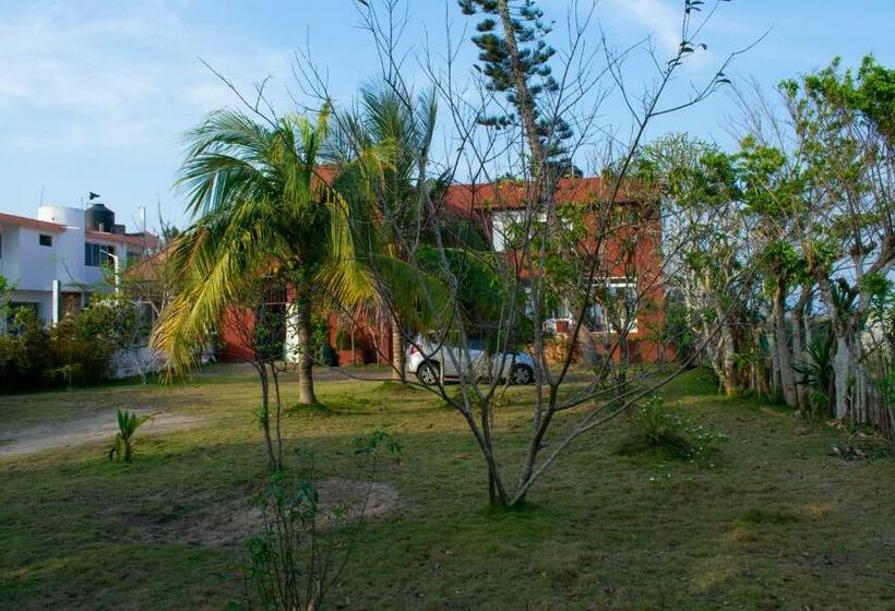 Casa Roja, Tecolutla