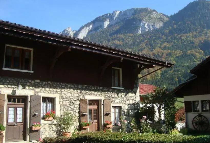 Chez Mémé Cour