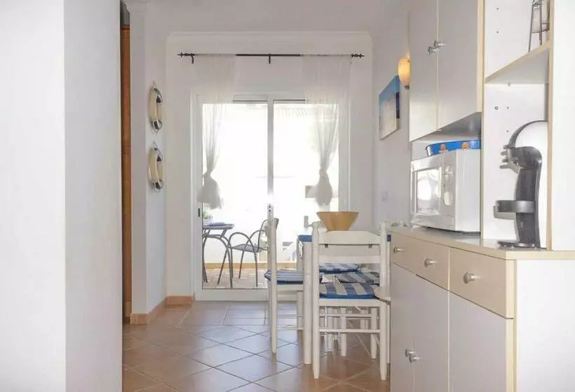 Estúdio Praiamar By Yha