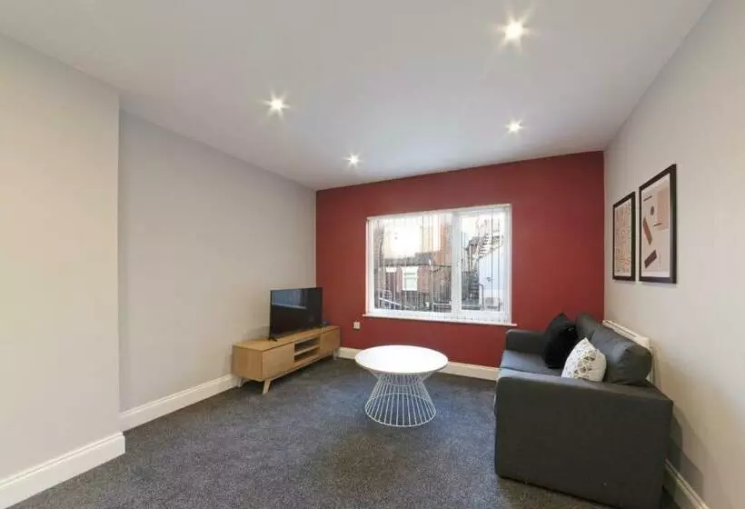 K Suites   Waveney Chambers 1
