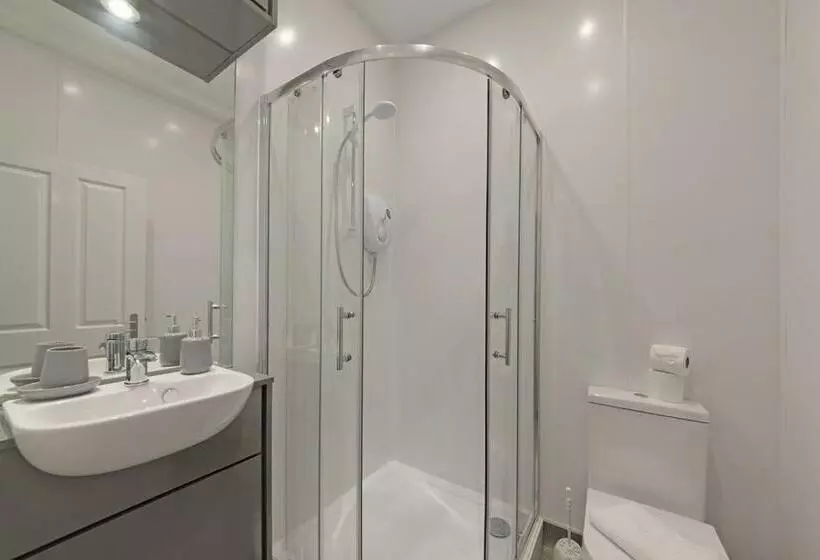K Suites   Waveney Chambers 1
