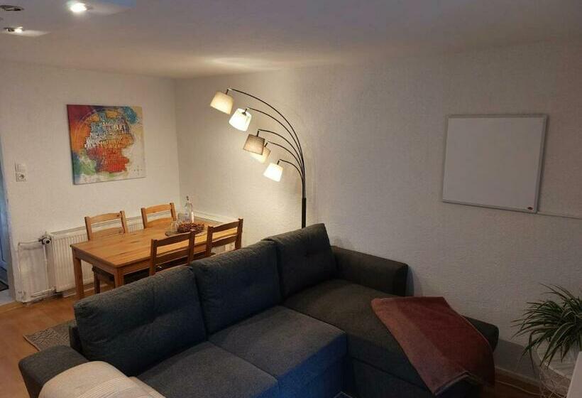 Kleine Gemütliche Ferienwohnung Günstige Lage
