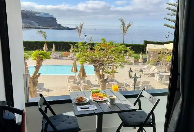 Seafront Playa Del Cura Apartment