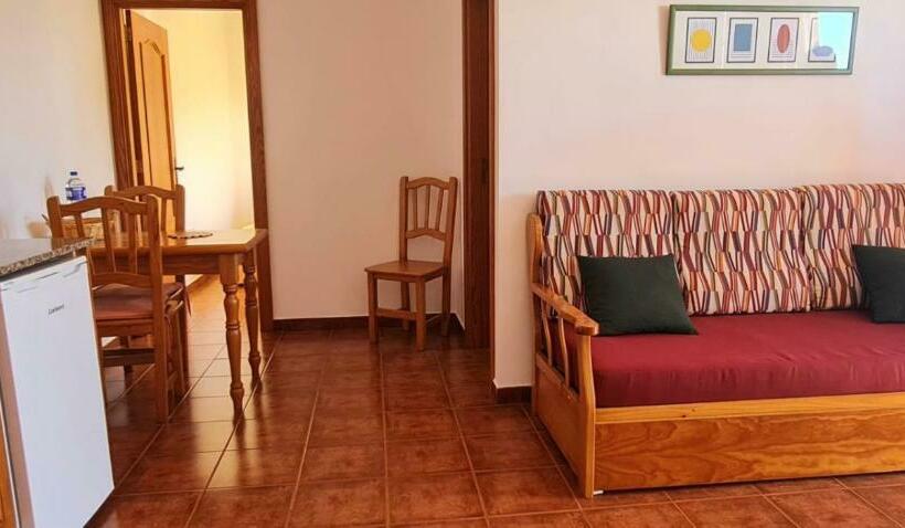 Vivienda Vacacional Los Geranios Tazacorte