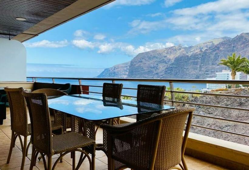 Penthouse Apartment Zentral Und Ruhig Gelegen