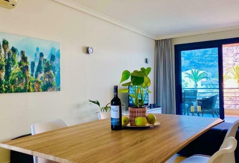 Penthouse Apartment Zentral Und Ruhig Gelegen