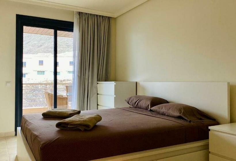 Penthouse Apartment Zentral Und Ruhig Gelegen