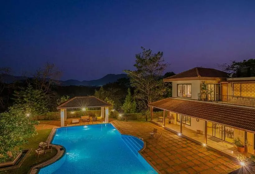 Stayvista At Birdsong With Pvt Pool, Lawn & Gazebo
