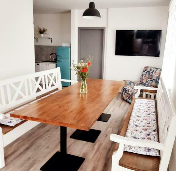 Ubytování Valentovi