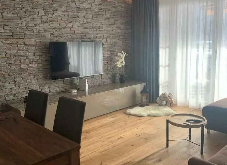 Wef 2025 Ferienwohnung, 1min Von Kongresshaus