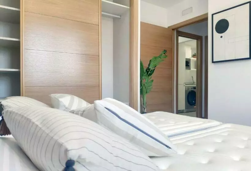 Apartamentos Rey By Como En Casa
