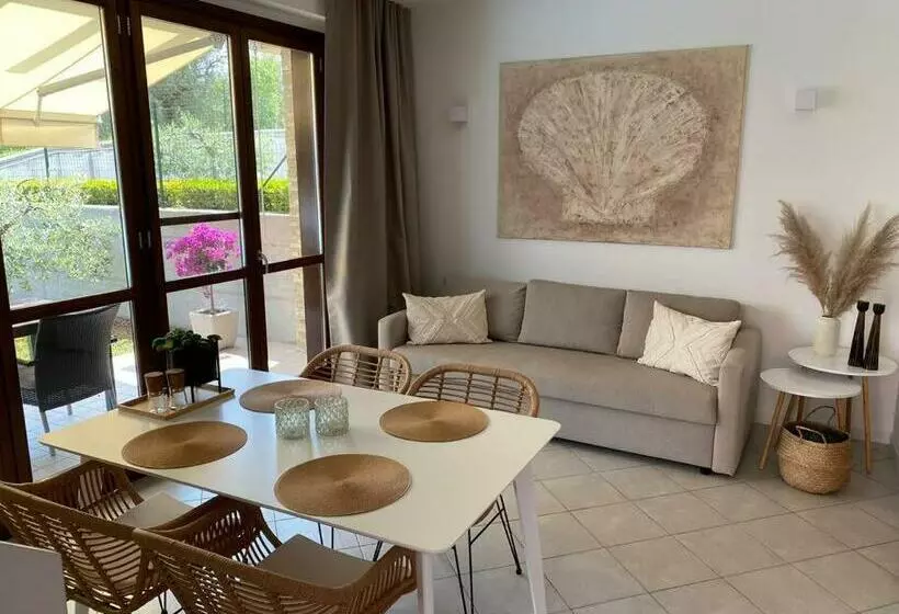 Appartamento Oliva Mit Seeblick