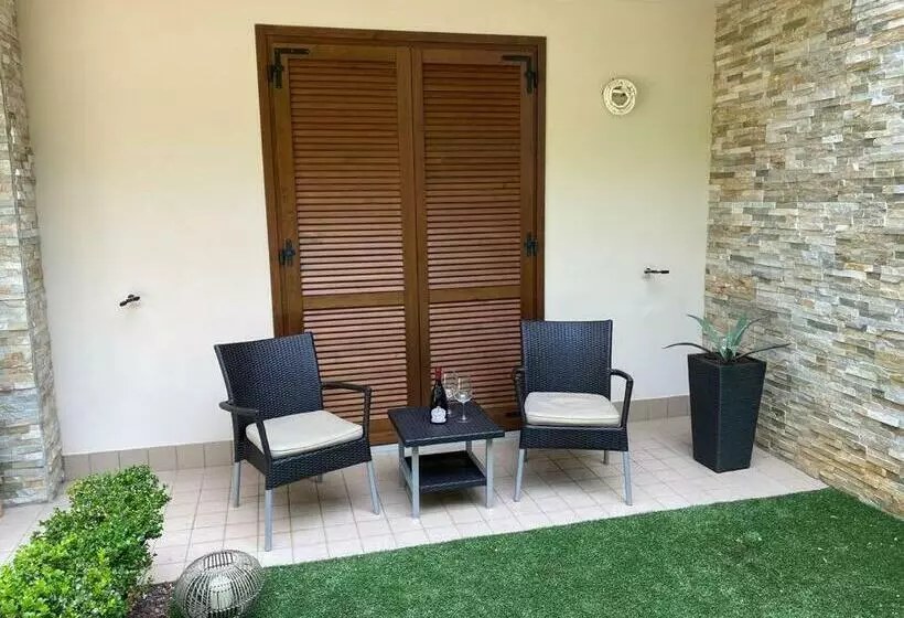 Appartamento Oliva Mit Seeblick