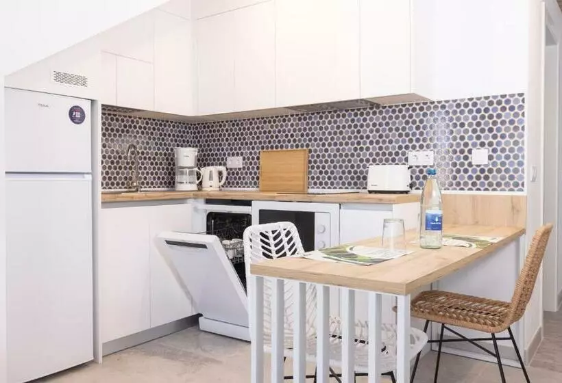 Esmeralda Cotillo Homes By Livvo