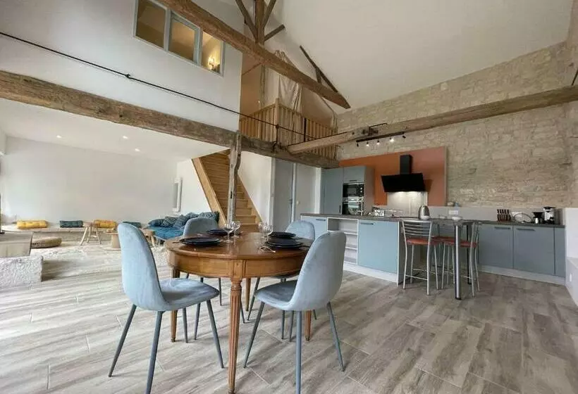 Charmante Maison Rénovée Avec Jardin, 2 Chambres, Proche La Rochelle, 4 Couchages   Fr 1 246 603