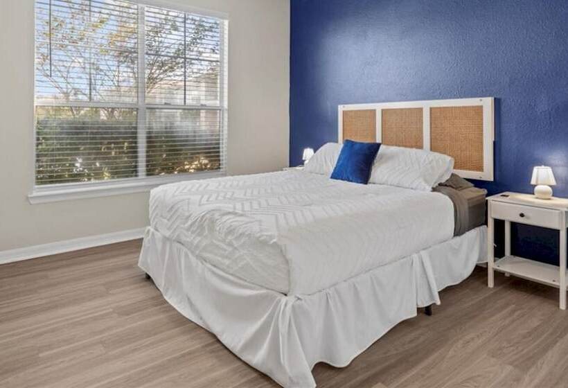 Renu At Jacksonville