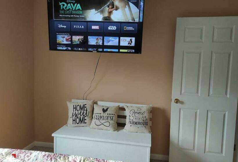 Spacious 3br+ Douglas Lake +pigeon Forge+ Gym +disney+ Firepit +creek+ Fishin