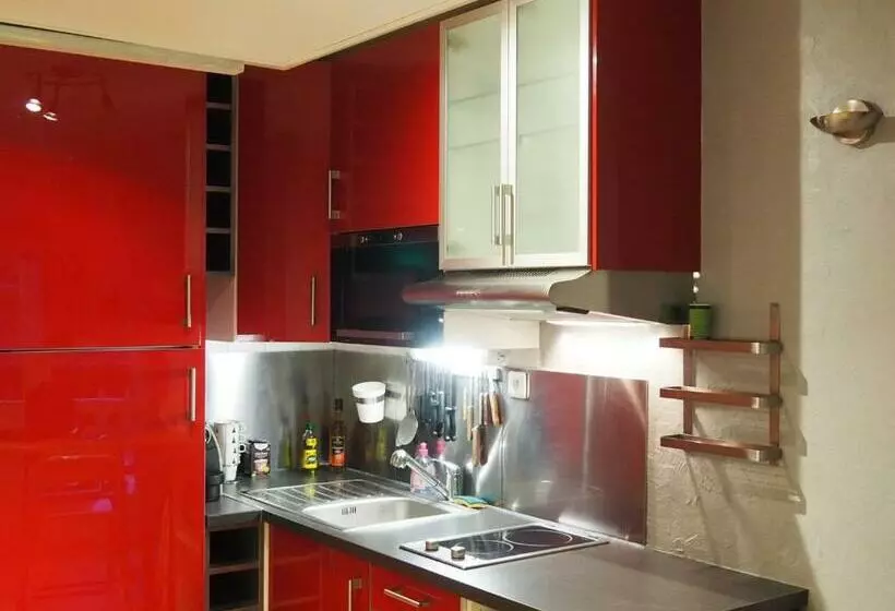 Studio Rénové 4 Pers, Balcon Sud, Au Pied Des Pistes, Plein Centre, Cuisine équipée, Tv Grande   Fr